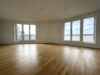 Einmalige Wohnung mit großer Terrasse und Ausblick - Wohnzimmer